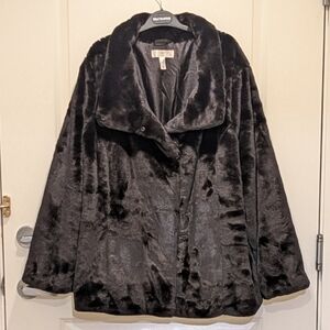 EUC A MTL 1980 Reitmans 3X Super Soft Faux Fur Coat